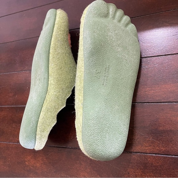 Flexus by Spring Step Women’s 6 Green Wool Slippers Embroidered Boho Floral NWOB - Picture 8 of 11